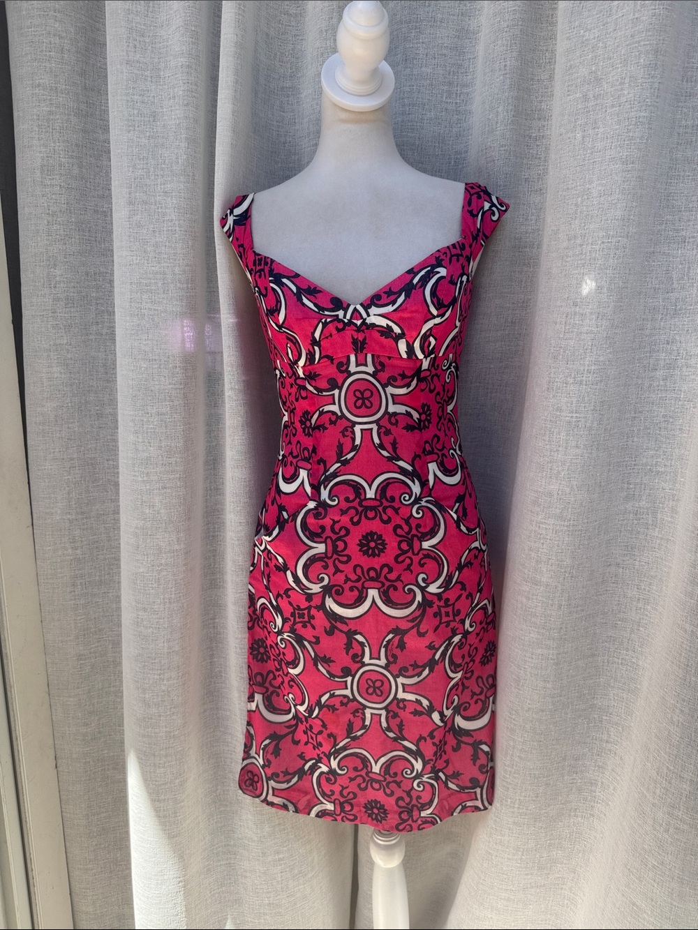 Milly of New York hot pink and white patterned sweetheart sheath dress cap strap